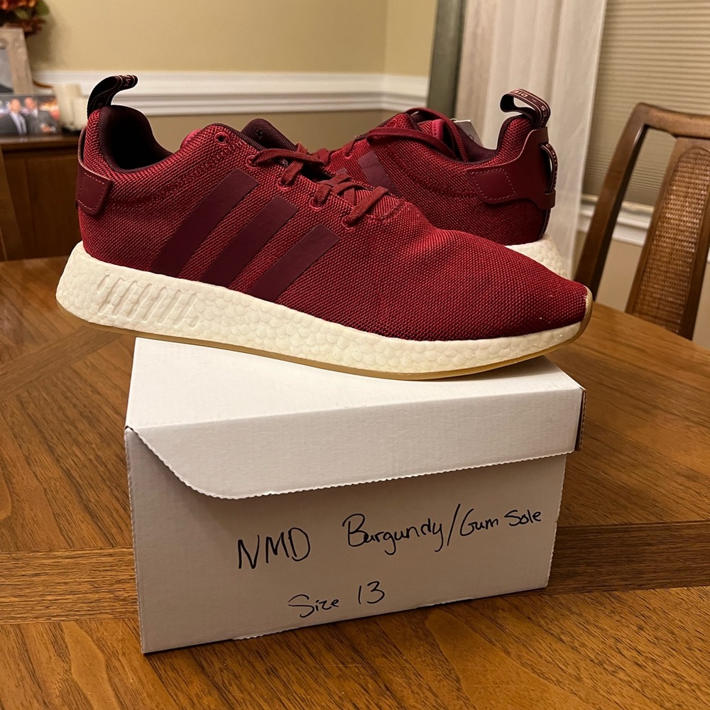 Adidas NMD R2 Collegiate Burgundy